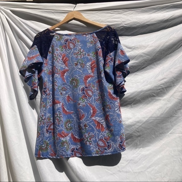 Bleeker & McDougal Blouse Blue Flutter Sleeves, Size Large - Picture 8 of 10